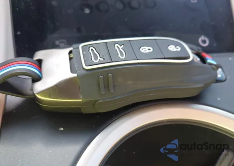 2021 Porsche Taycan Turbo/Turbo S z USA, uszkodzony, nr VIN WP0AC2Y1XMSA62216